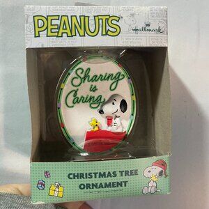 Hallmark Peanuts Snoopy & Woodstock "Sharing Is Caring" Christmas Ornament NIB‎